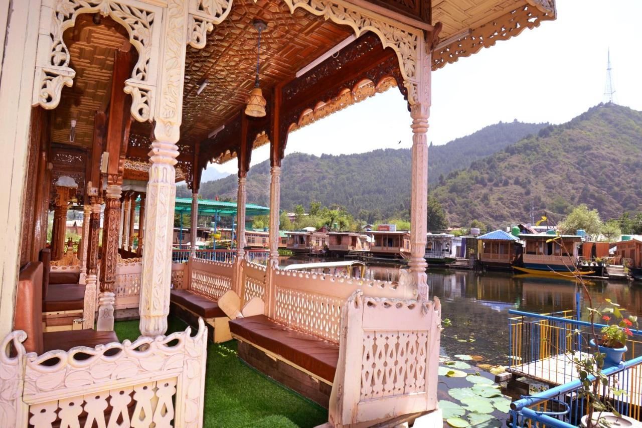 Heritage Shreen Houseboat Hotel Srinagar  Exterior photo
