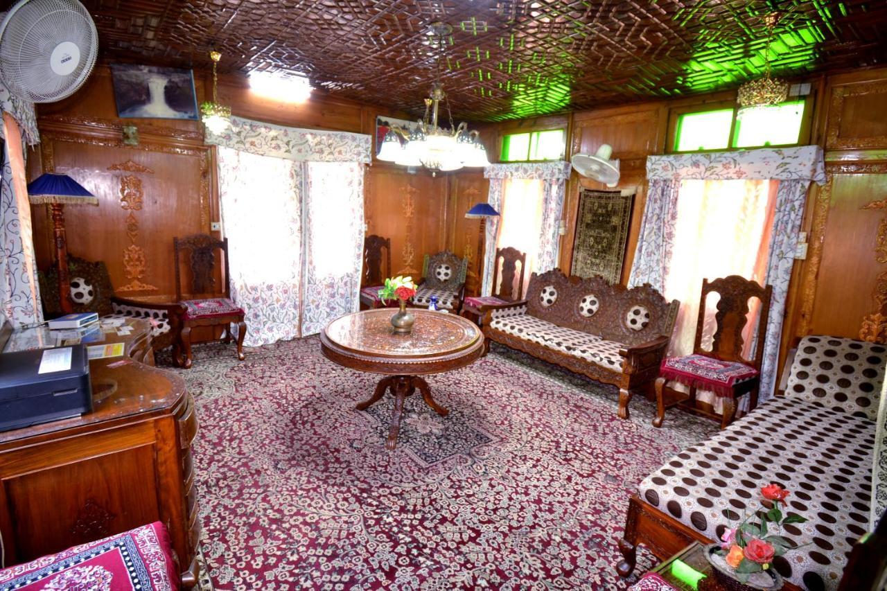 Heritage Shreen Houseboat Hotel Srinagar  Exterior photo