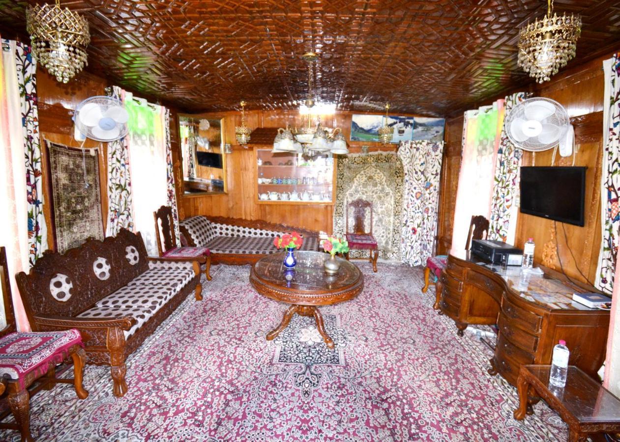 Heritage Shreen Houseboat Hotel Srinagar  Exterior photo