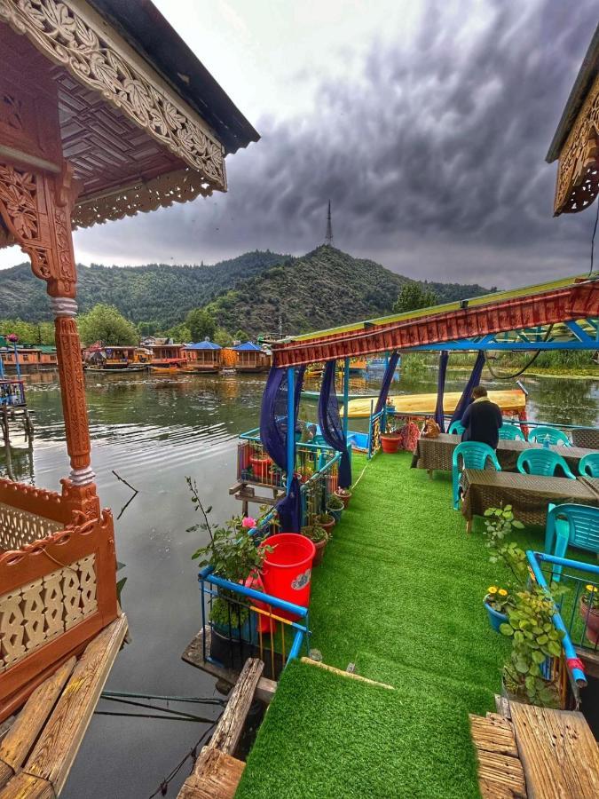 Heritage Shreen Houseboat Hotel Srinagar  Exterior photo